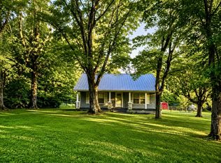 3328 Church St, Burns, TN 37029