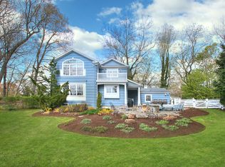461 Tahmore Dr, Fairfield, CT 06825