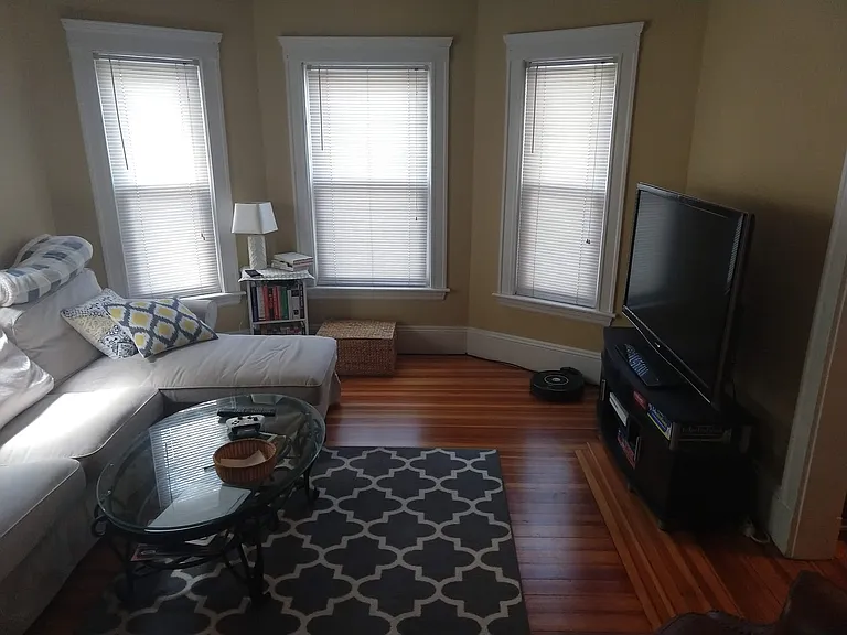 71 Simpson Ave #1 — Photo 7