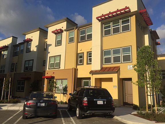 2nd image of 5601 Melodia Cir