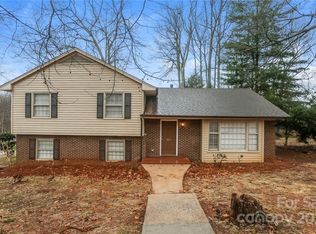 603 Old Farm Rd, Statesville, NC 28625
