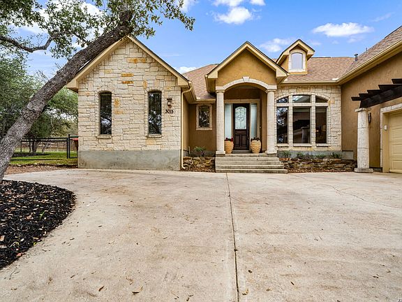 2nd image of 3015 River Way