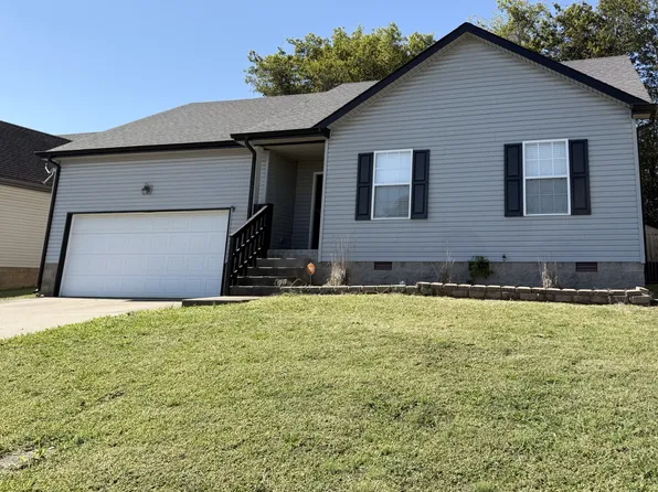 1354 Whitt Ln, Clarksville, TN 37042