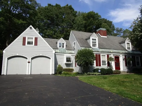 2 Thomas Rd, Bradford, PA 16701