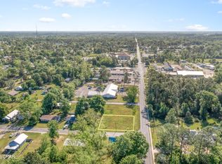 807 Sinclair St, Chipley, FL 32428