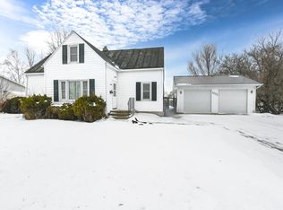 1021 Navarino St, Algoma, WI 54201