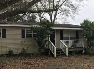 7501 Tung Ave N, Coden, AL 36582