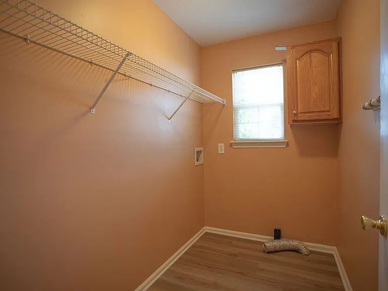 3441 Cross Meadow Dr — Photo 10
