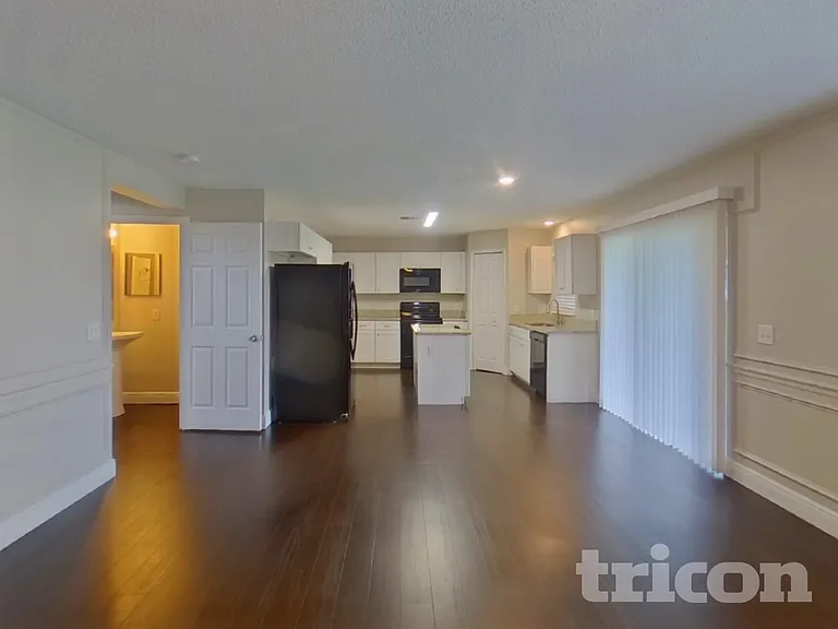 1730 Sunset Ridge Dr — Photo 3