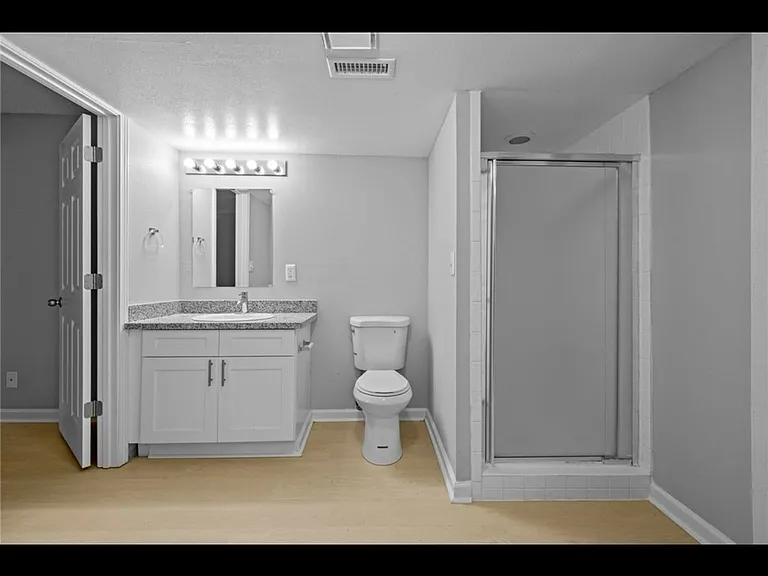 1419 E Sequoyah Ct — Photo 12