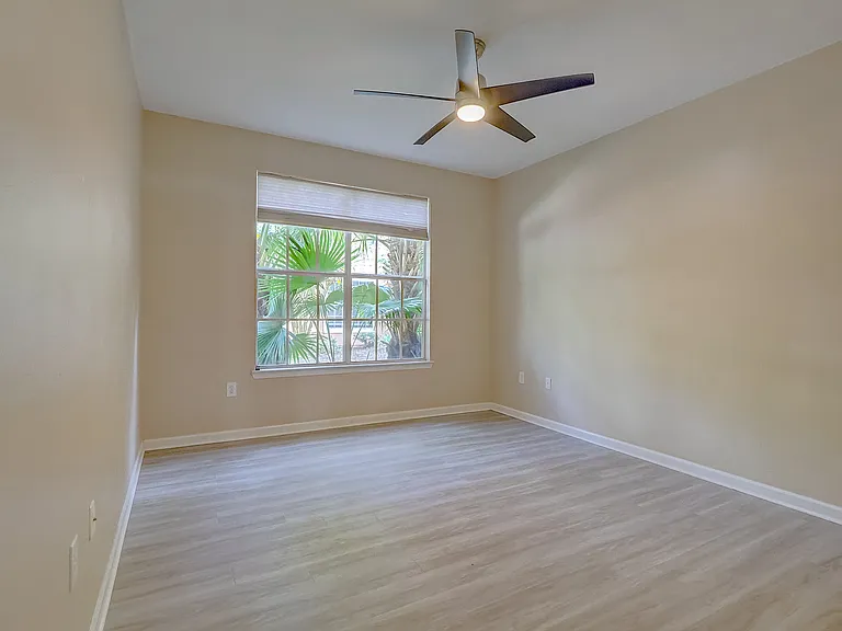 12914 Penn Station Ct #101 — Photo 30