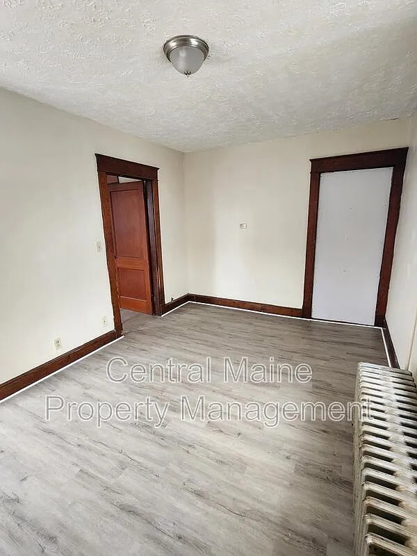 1 bed, 1.0 bath, 800 sqft, $988 — Photo 3