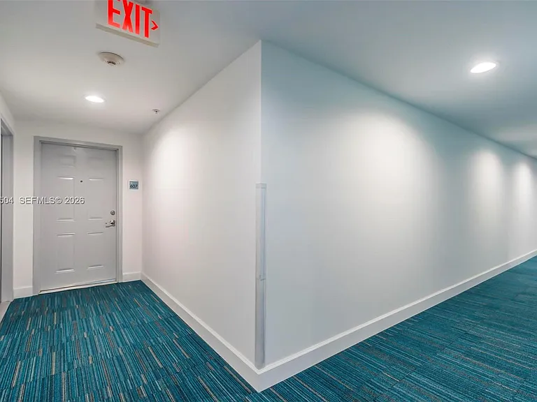 1723 SW 2nd Ave #607 — Photo 33