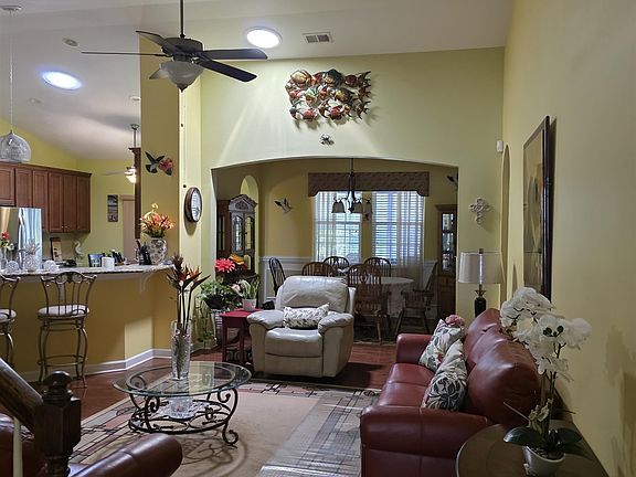 4th image of 1575 Berkshire Ave. #1575 Berkshire Ave