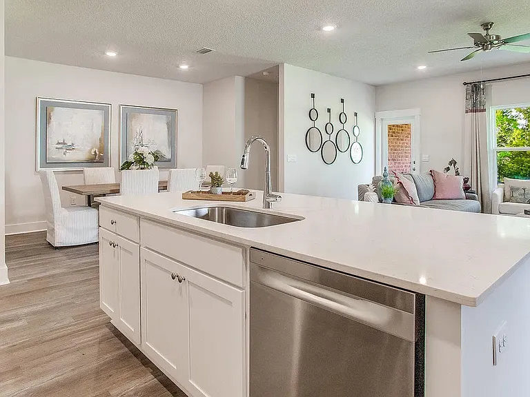 5667 Clarity St — Photo 8