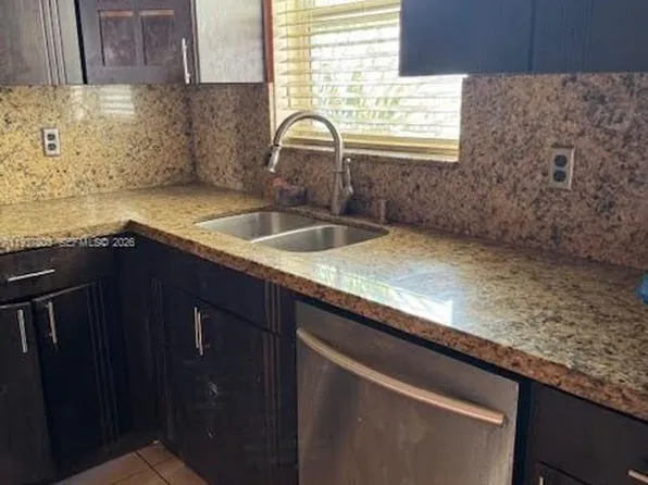 1804 SW 95th Ter, Miramar, FL 33025