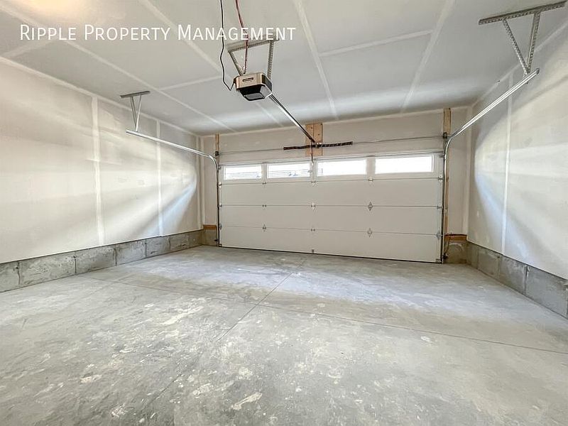Calgary Townhouse for rent - 3 Bedrooms — photo 20