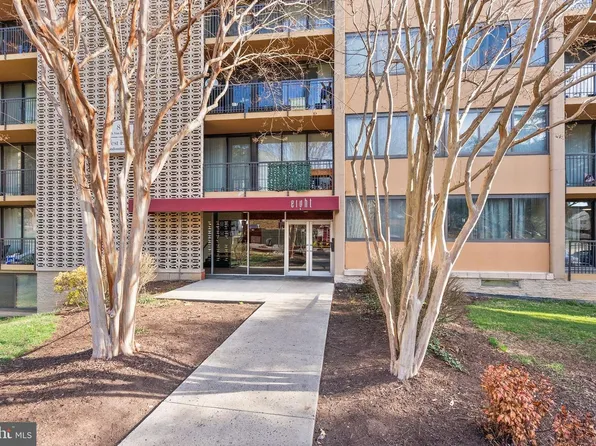 8 S Van Dorn St APT 201, Alexandria, VA 22304