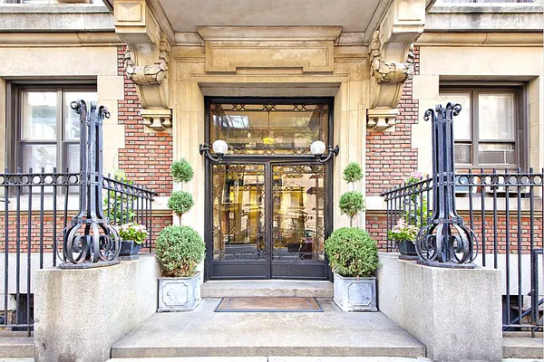 Sold by Stribling | media 6