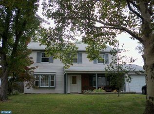 35 Babcock Ln, Willingboro, NJ 08046