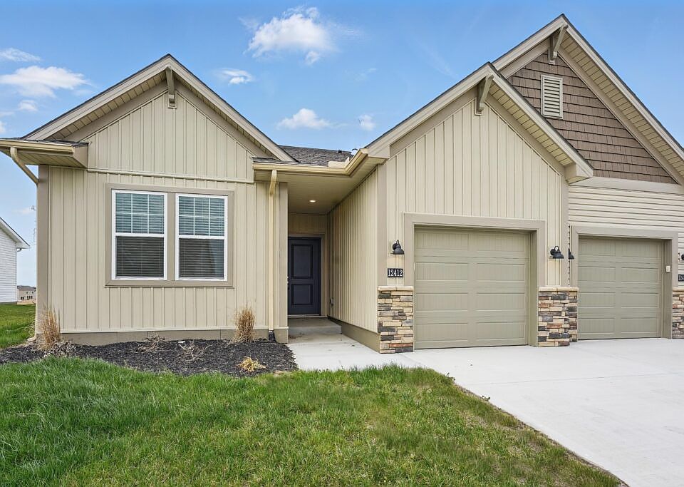Cooper Exterior 1