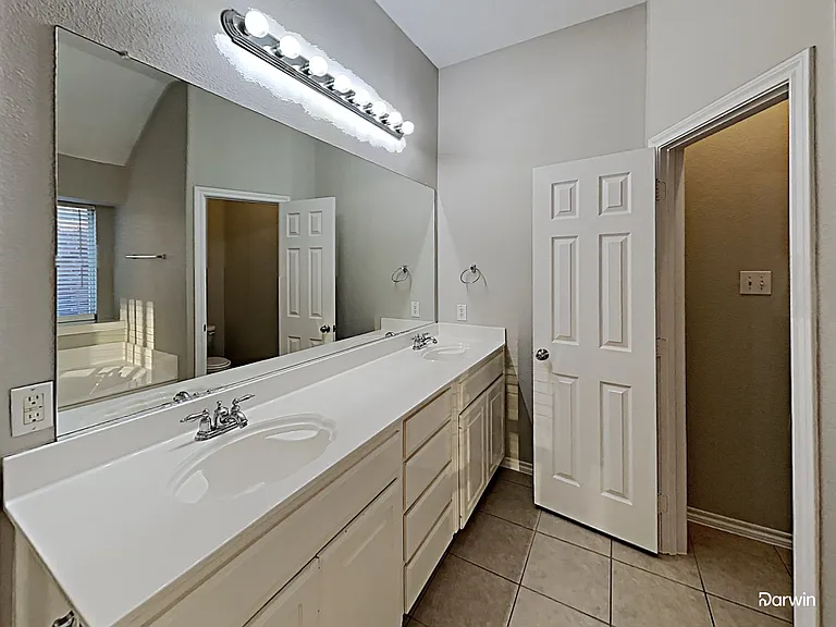 5813 Ozark Dr — Photo 10