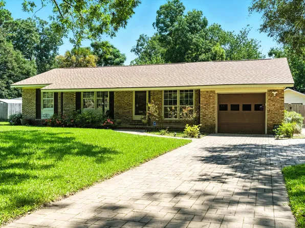 1104 Leeward Ave, Charleston, SC 29412