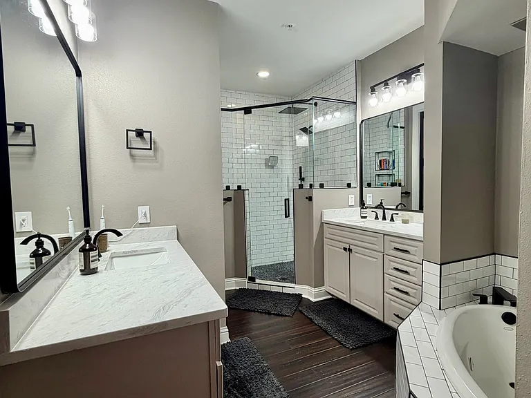 240 Brooks St SE #1301C — Photo 21