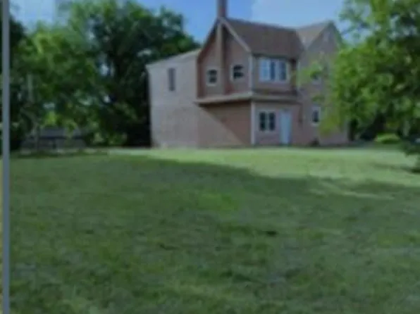 344 W 10th St, Horton, KS 66439