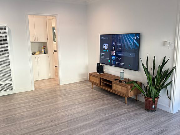 4th image of 1419 15th St APT 8