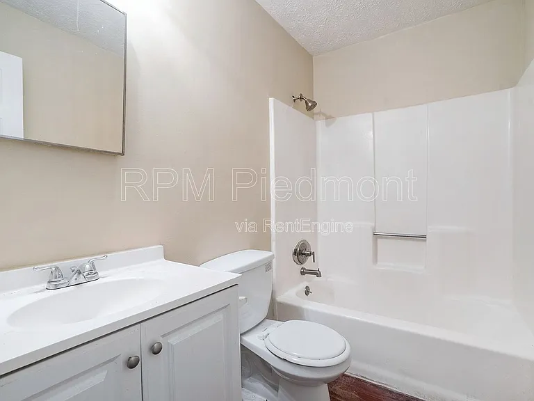 5467 Park Pl S — Photo 24