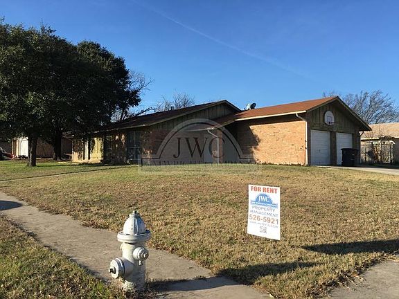 4th image of 1501 San Antonio St