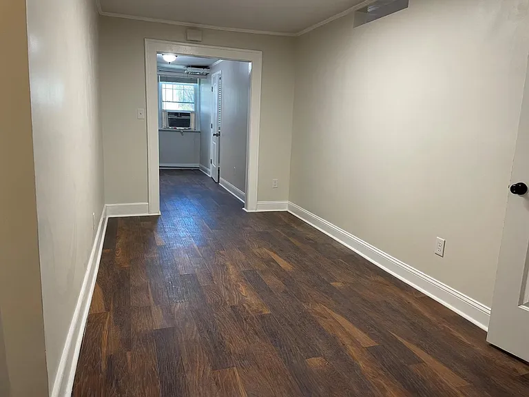200 E Edenton St #11 — Photo 4