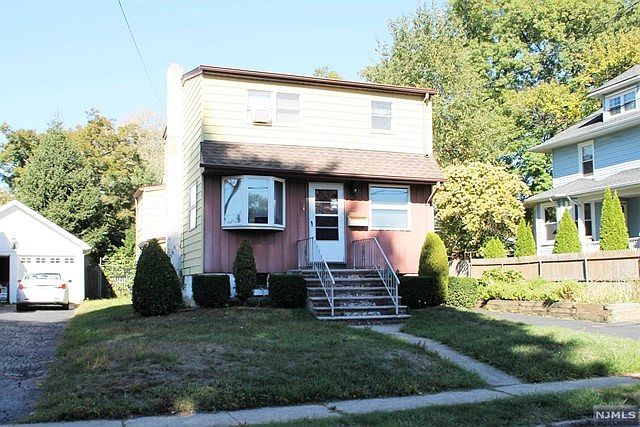1st image of 17 Bergen Ave