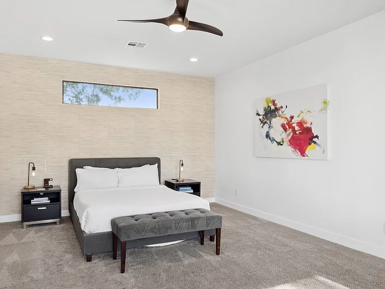 1923 E Monterey Way — Photo 14