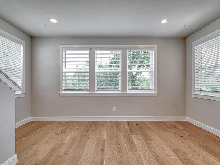 2605 Sam Bass Rd #44 — Photo 14