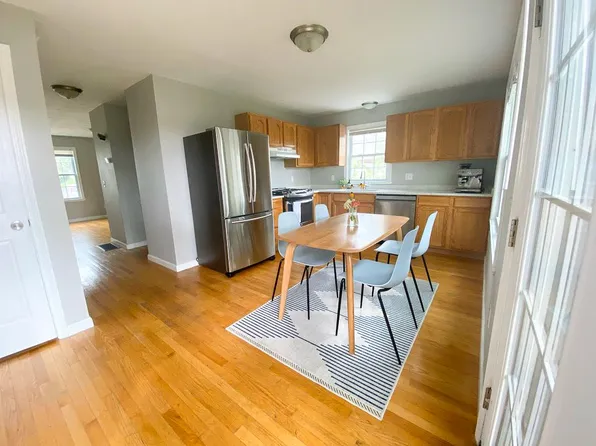 2 Western St, Providence, RI 02906