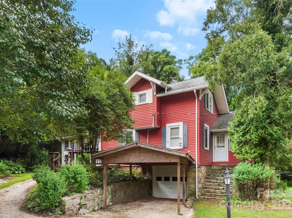 9 Arco Rd, Asheville, NC 28805