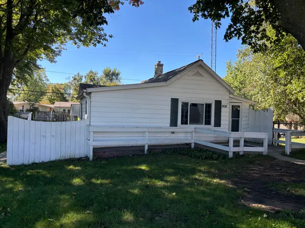808 Anderson St, Ludington, MI 49431