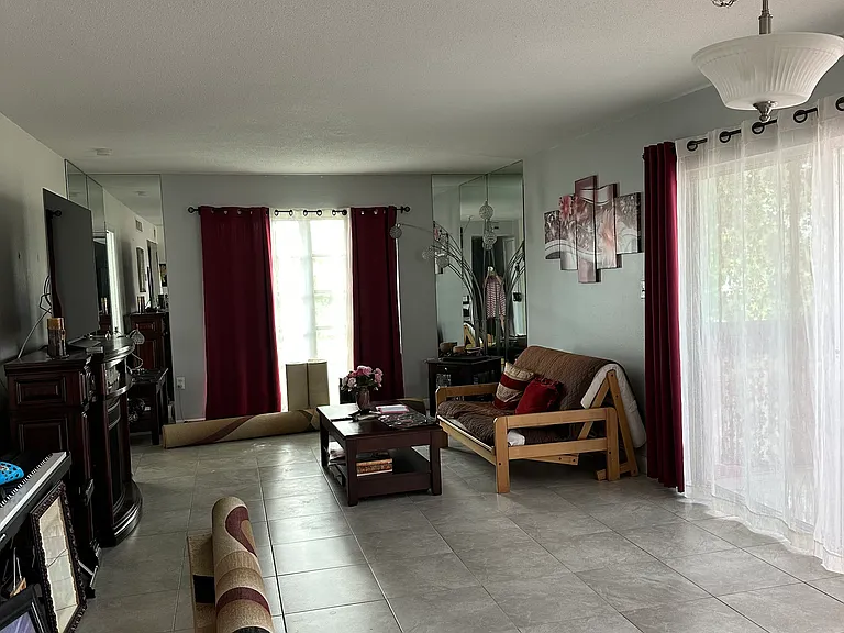 3465 Bee Ridge Rd #328 — Photo 2