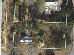 114 6th St, Walnut Cove, NC 27052