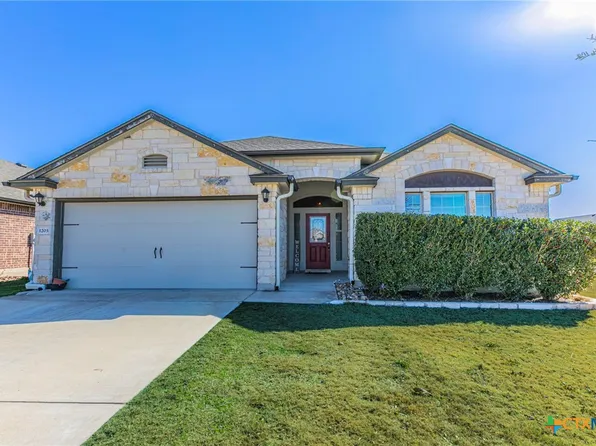1203 Emerald Gate Dr, Temple, TX 76502