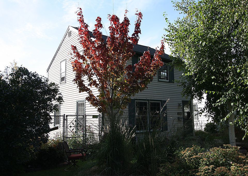 1st image of 3318 Polk St NE