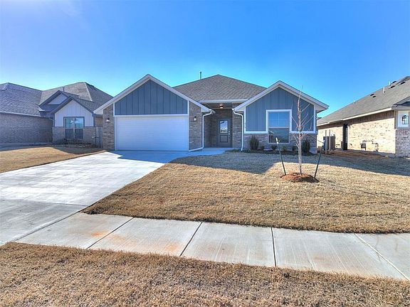 2nd image of 479 Grand Sycamore Dr