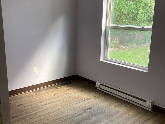 This is the neighboring unit, it is identical except for the flooring - number 13 will have new carpet in the bedrooms