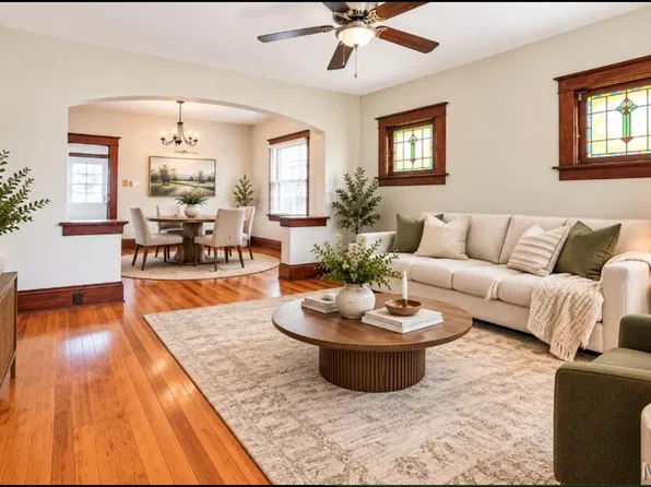 4640 Ray Ave, Saint Louis, MO 63116