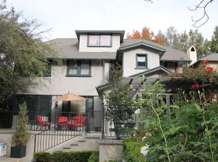 516 La Loma Rd, Pasadena, CA 91105