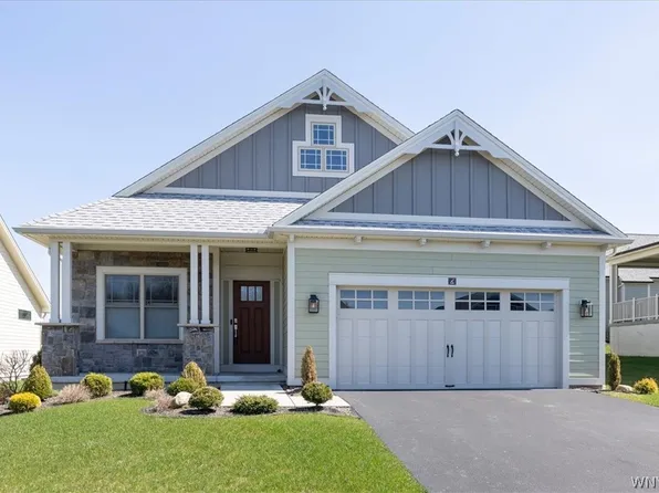 6 Creekstone Dr #6, East Aurora, NY 14052