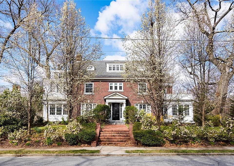 97 Loring Ave, Providence, RI 02906 Zillow
