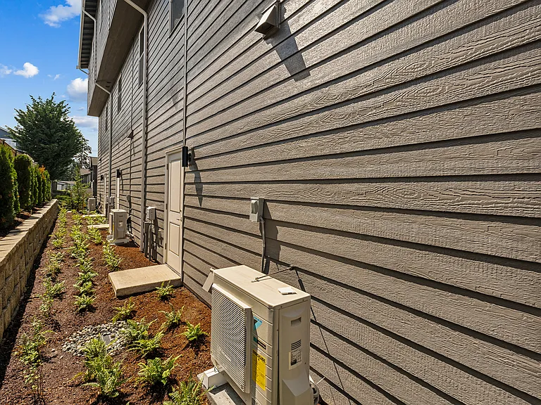 Broadmoor Commons Townhomes — Photo 41